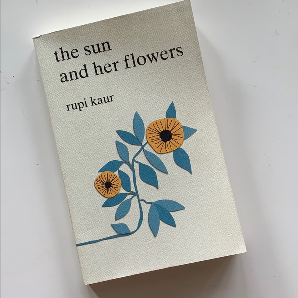 The Sun and Her Flowers Poem Book